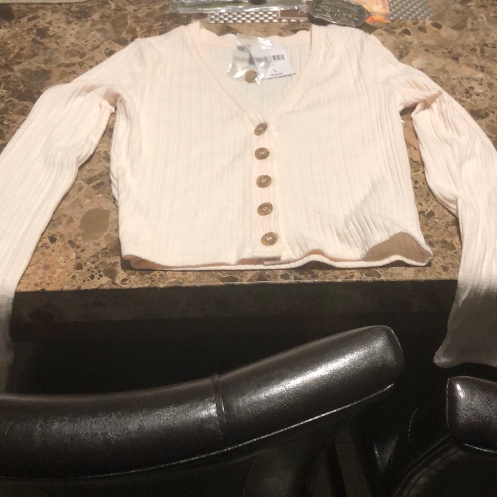 Tight knitted  mini sweater cardigan